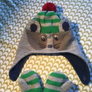 Mini Boden mouse hat and matching mittens